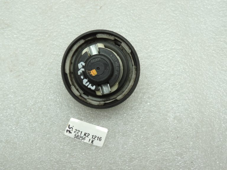 Oriģinālais Mercedes W212 degvielas vāciņš A2214700705