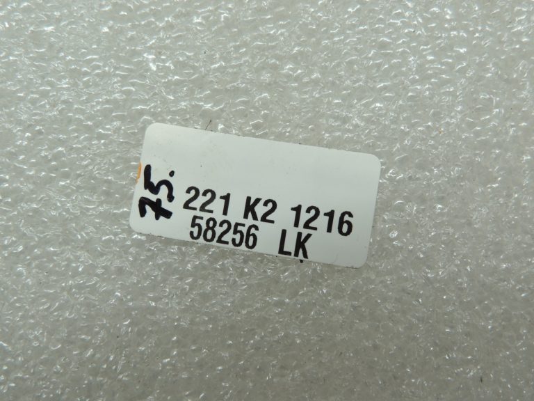 Oriģinālais Mercedes W212 degvielas vāciņš A2214700705