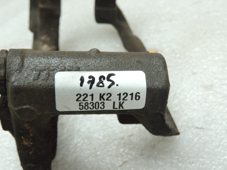 Mercedes W212 Bremžu suporta kronšteins 295×28 Priekšējais kreisais vai labais A2044210994