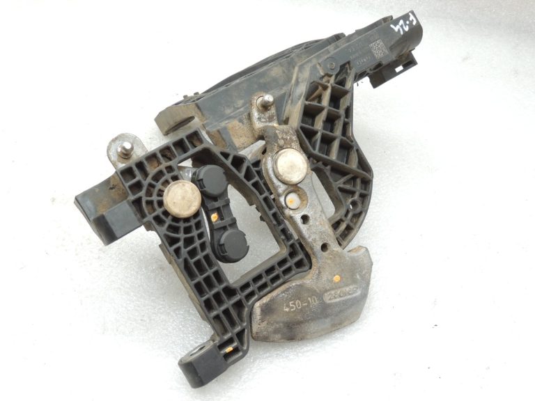 Ford Ranger P375 TKE manuālā pārnesumkārba TMT82 6 pakāpju pārslēgšanas vārti DB3R-7C372-EA