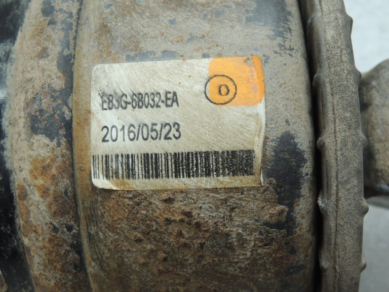 Ford Ranger P375 TKE Dzinēja stiprinājums kreisais Dzinēja stiprinājums EB3G-6B032-EA