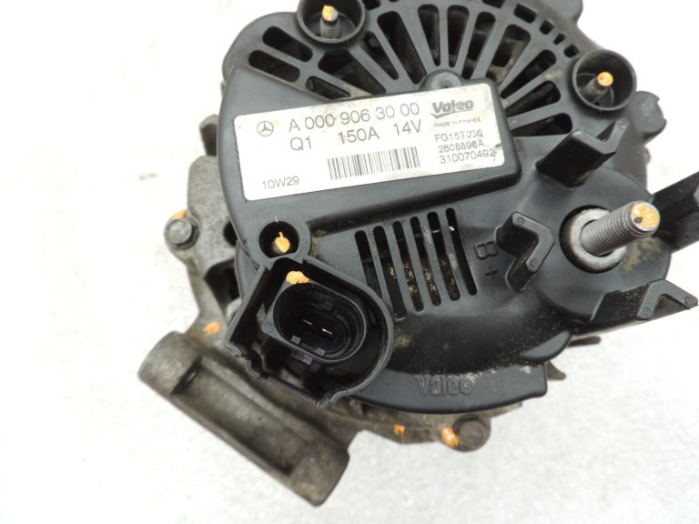 Oriģinālais Mercedes W212 M271 alternators 150A A0009063000