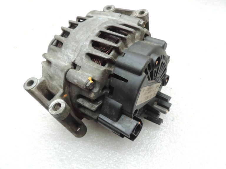 Oriģinālais Mercedes W212 M271 alternators 150A A0009063000