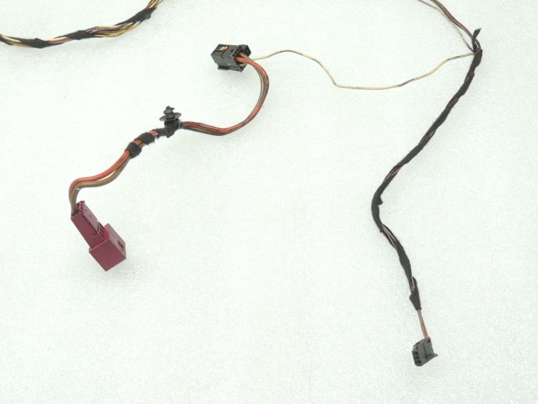 Oriģinālā Mercedes W212 salona apkures un gaisa kondicionēšanas instalācijas A2128202613 KLEIN DEFEKT
