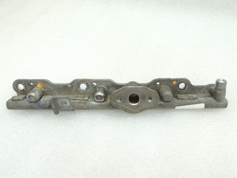 Oriģinālā Toyota M15AFKS benzīna iesmidzināšanas stienis 2381415070