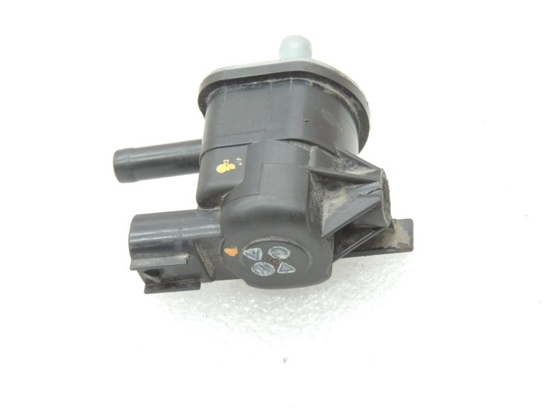 Toyota Yaris IV XP210 1.5 M15AFKS Vakuuma vārsta solenoīda vārsts 25860F303030