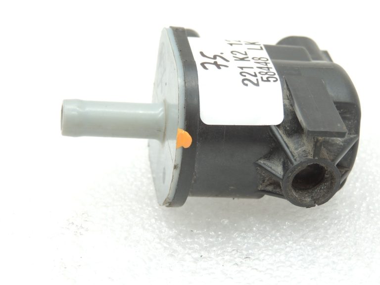 Toyota Yaris IV XP210 1.5 M15AFKS Vakuuma vārsta solenoīda vārsts 25860F303030