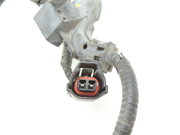 Toyota Yaris IV XP210 1.5 M15AFKS degvielas iesmidzinātāja elektroinstalācijas instalācija 82126K0030