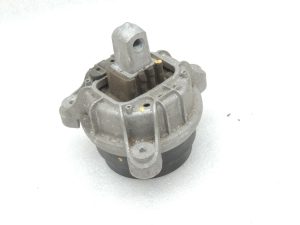 OEM BMW F06 F07 F10 F10 F11 F01 F02 B47 N47N N63N Dzinēja stiprinājums pa labi Dzinēja stiprinājums