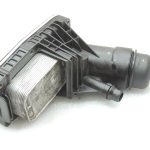 OEM BMW F10 F11 N47N N57N Eļļas filtra korpuss eļļas dzesētājs 8512283 7810481