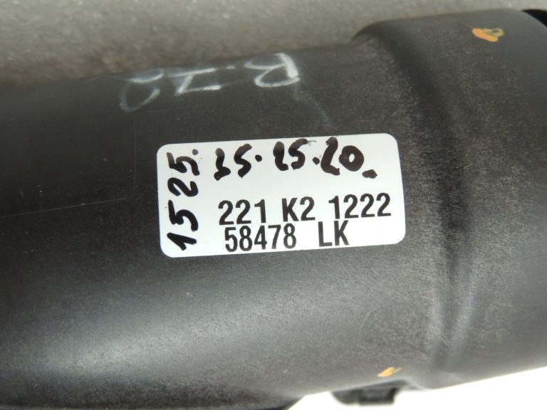 OEM BMW F10 F11 N47N N57N Eļļas filtra korpuss eļļas dzesētājs 8512283 7810481