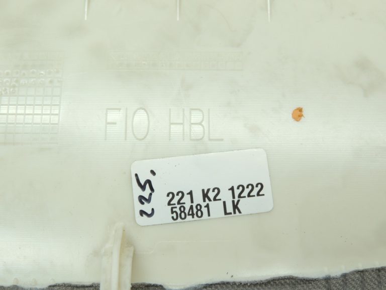 BMW F10 trešās bremžu gaismas vāks EVEREST GREY 9173446