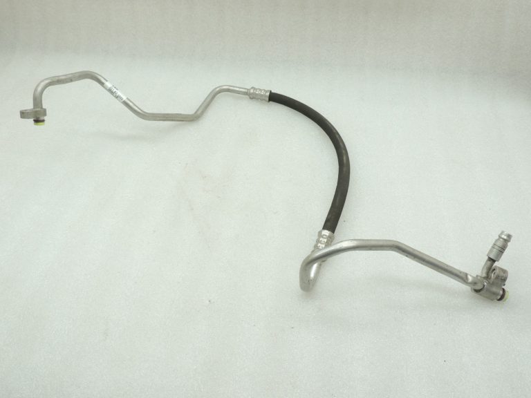 Oriģinālā BMW F07 F10 F11 N47 gaisa kondicionēšanas šļūtene 64539250709