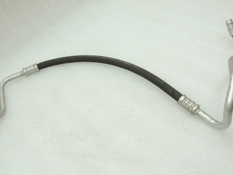 Oriģinālā BMW F07 F10 F11 N47 gaisa kondicionēšanas šļūtene 64539250709