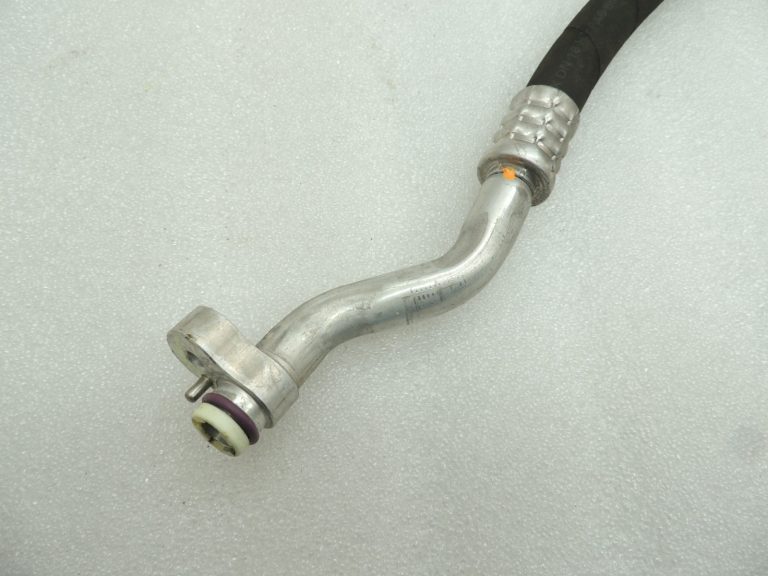 Oriģinālā BMW F07 F10 F11 N47 spiediena padeves gaisa kondicionēšanas šļūtene 64539250708