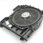 BMW 5. sērijas F10 F11 F18 LCI skaļrunis Centrālais bass Labais 65139195200