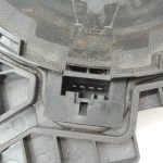 BMW 5. sērijas F10 F11 F18 LCI skaļrunis Centrālais bass Labais 65139195200