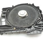 BMW 5. sērijas F10 F11 F18 LCI skaļrunis Centrālais bass kreisais 65139195199