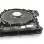 BMW 5. sērijas F10 F11 F18 LCI skaļrunis Centrālais bass kreisais 65139195199