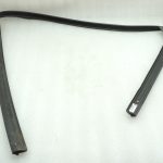 BMW 5. sērijas F10 F11 durvju loga blīvējums priekšējais labajā pusē 51337182274