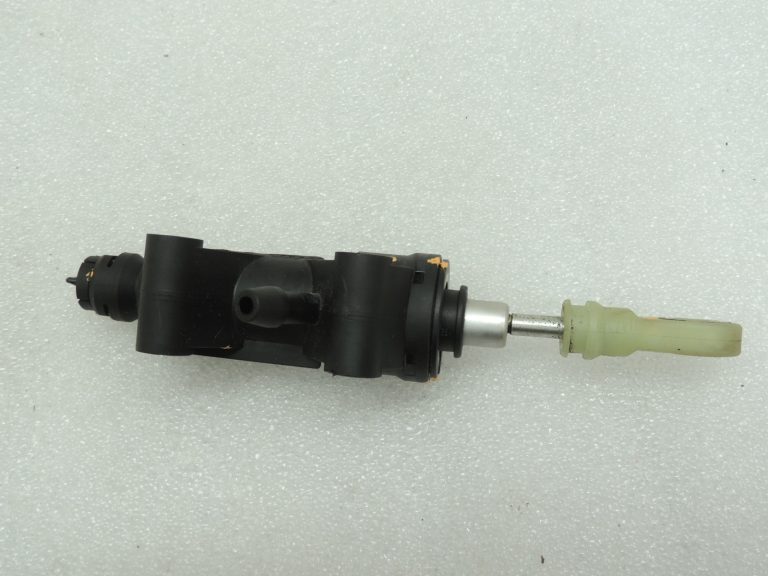 Bmw F06 F07 F07 F10 F11 F12 F12 F25 Sajūga galvenais cilindrs 21526789732