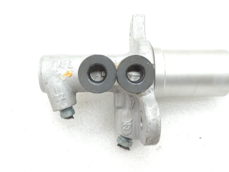 Bmw F06 F07 F10 F11 F12 F12 F13 Bremžu galvenais cilindrs 34336796729