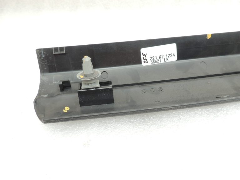 Oriģinālā BMW 5. sērijas F10 F11 priekšējo durvju sliekšņu paneļi melni 51349162721