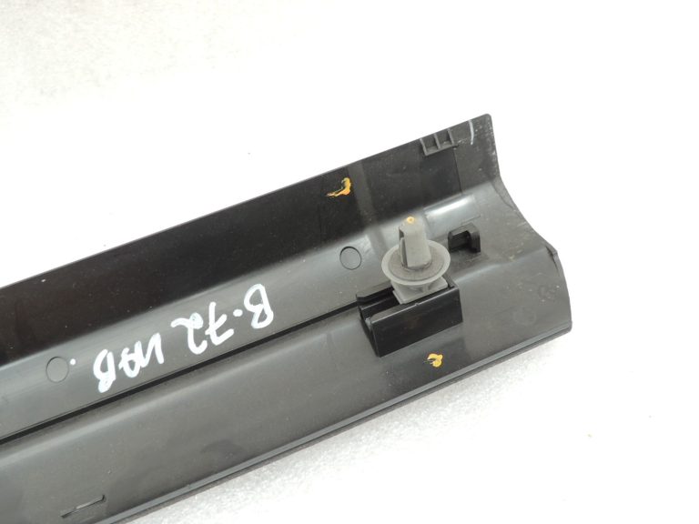 Oriģinālā BMW 5. sērijas F10 F11 priekšējo durvju sliekšņu paneļi melni 51349162721