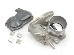 OE Toyota Yaris IV XP210 1.5 M15AFKS Дроссельная заслонка 22030F3030 🚨 ДЕФЕКТИВНАЯ 🚨