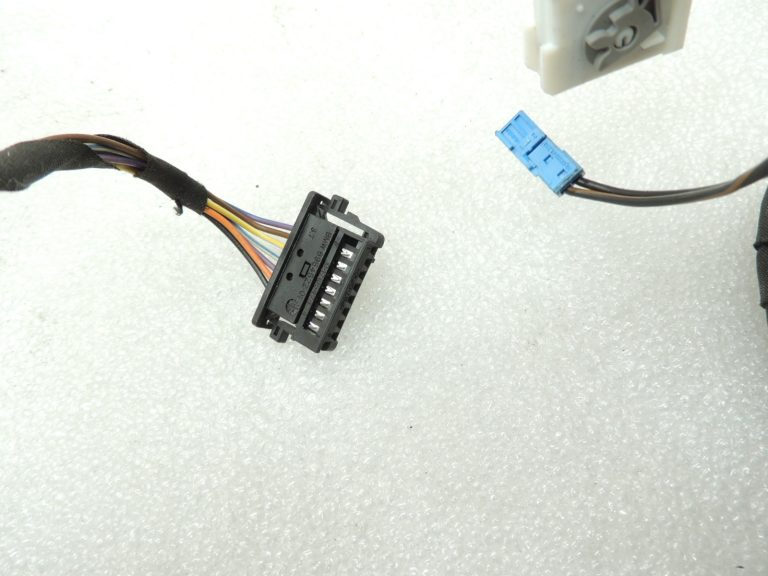 Oriģinālā BMW 5. sērijas F10 F11 durvju vadu instalācija vadītāja pusē priekšā pa kreisi 9273426