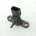 Toyota Yaris IV XP210 1.5 HEV 68kW kartes sensors 89421-33010
