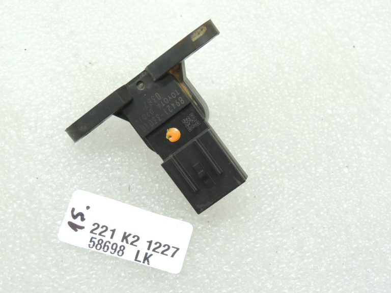 Toyota Yaris IV XP210 1.5 HEV 68kW kartes sensors 89421-33010