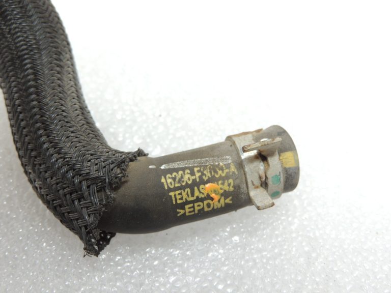 Oriģinālā komplektācijā Toyota Yaris IV XP210 1.5 M15AFKS dzesēšanas šķidruma šļūtene 16296F3050