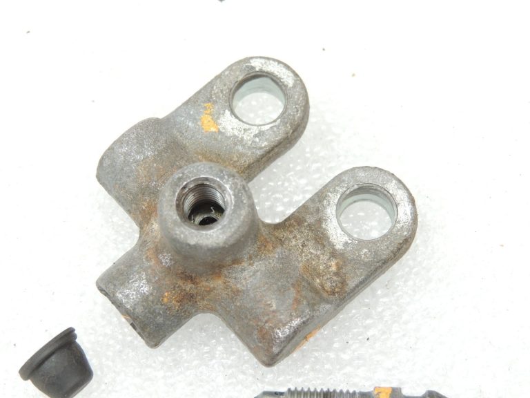 Oriģinālās komplektācijas Toyota Yaris IV XP210 sajūga nosmidzinātājs 3140752010 31407-52010