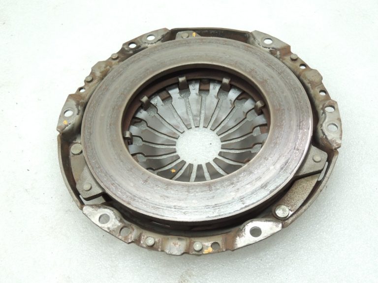 Oriģinālā aprīkojuma Toyota Yaris IV XP210 1.5 M15AFKS Sajūga spiediena disks 31210K0010