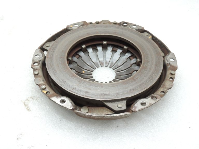 Oriģinālā aprīkojuma Toyota Yaris IV XP210 1.5 M15AFKS Sajūga spiediena disks 31210K0010