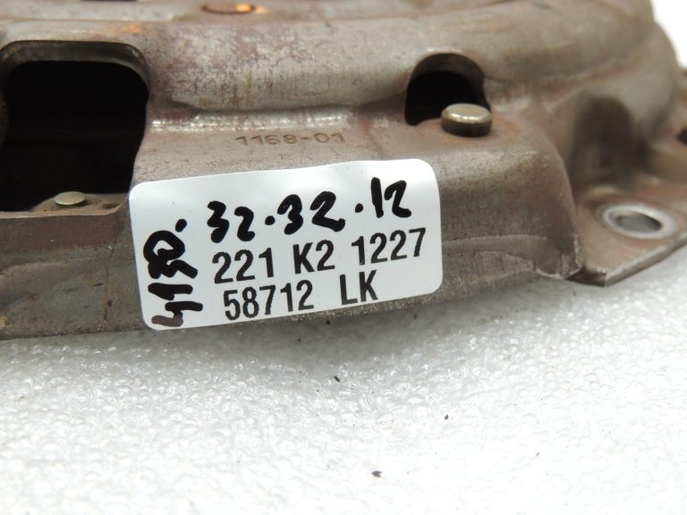 Oriģinālā aprīkojuma Toyota Yaris IV XP210 1.5 M15AFKS Sajūga spiediena disks 31210K0010