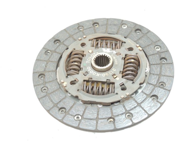 Oriģinālais Toyota Yaris IV XP210 1.5 M15AFKS sajūga disks 31250K0010