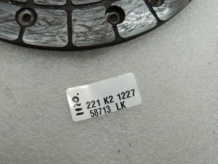 Oriģinālais Toyota Yaris IV XP210 1.5 M15AFKS sajūga disks 31250K0010