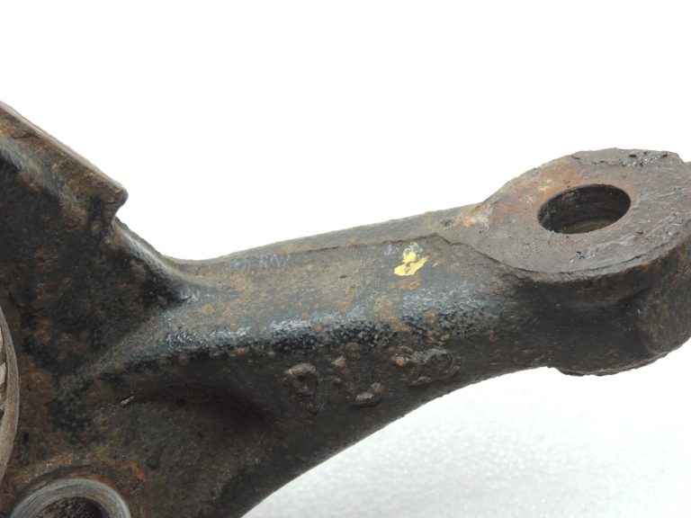Oriģinālā Toyota Yaris IV XP210 Stūres šarnīrs priekšējā labajā pusē 4321102410