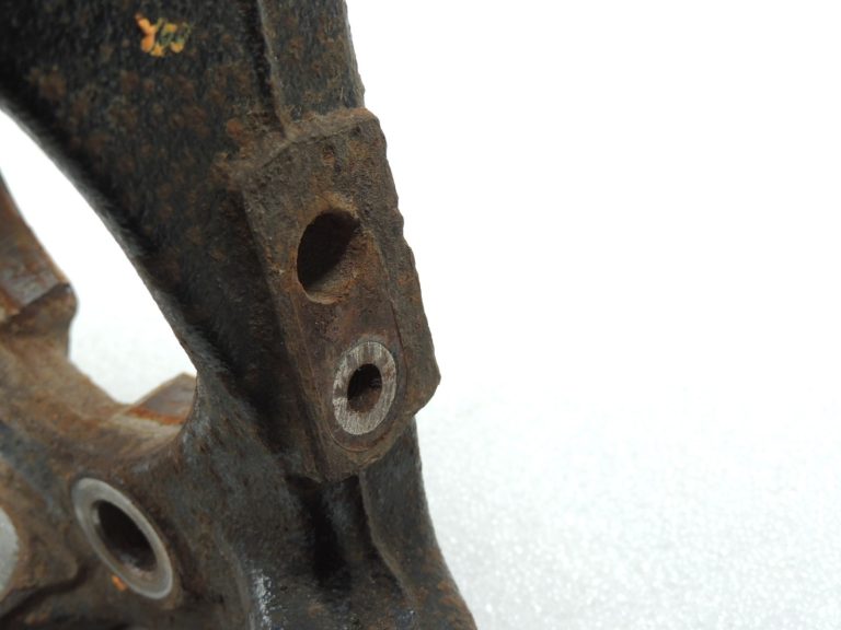 Oriģinālā Toyota Yaris IV XP210 Stūres šarnīrs priekšējā labajā pusē 4321102410
