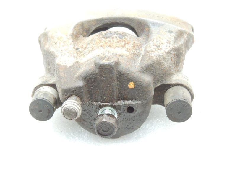 Toyota Yaris IV XP210 bremžu suports priekšējais kreisais 47750K0030