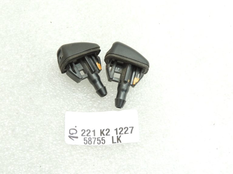 Oriģinālā aprīkojuma Toyota Yaris IV XP210 vējstikla mazgāšanas sprauslu komplekts 8538152430