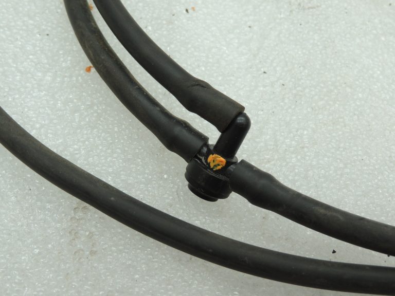 Oriģinālā aprīkojuma Toyota Yaris IV XP210 vējstikla mazgāšanas sprauslas līnija 9006916009