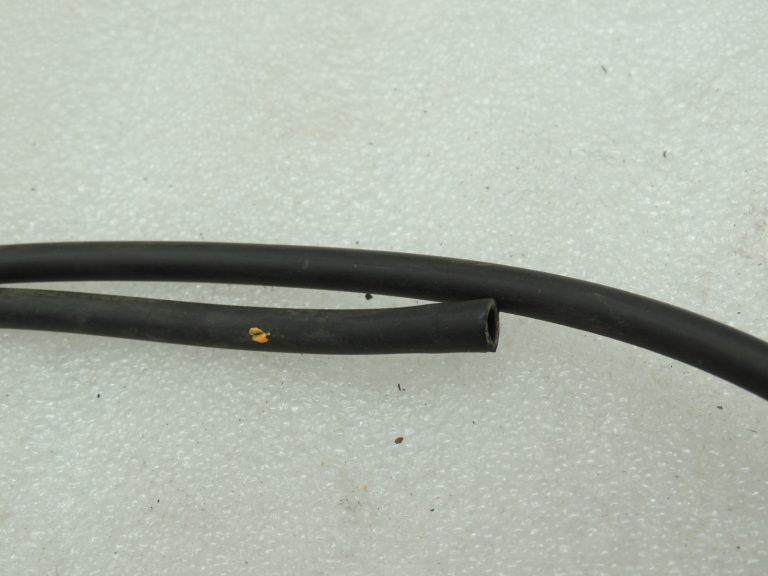 Oriģinālā aprīkojuma Toyota Yaris IV XP210 vējstikla mazgāšanas sprauslas līnija 9006916009