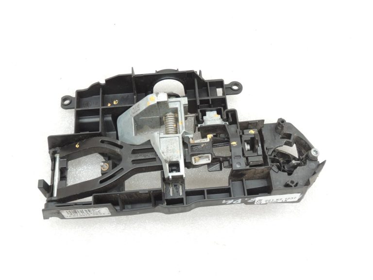 BMW F06 F06 F10 F11 F12 F12 F13 Ārējais roktura turētājs aizmugurējais kreisais