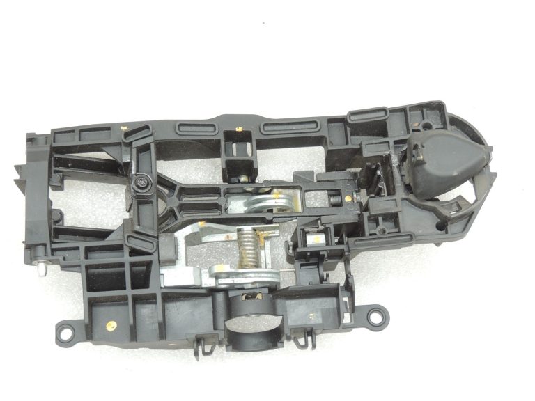 BMW F06 F06 F10 F11 F12 F12 F13 Ārējais roktura turētājs aizmugurējais kreisais