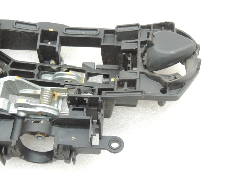 BMW F06 F06 F10 F11 F12 F12 F13 Ārējais roktura turētājs aizmugurējais kreisais