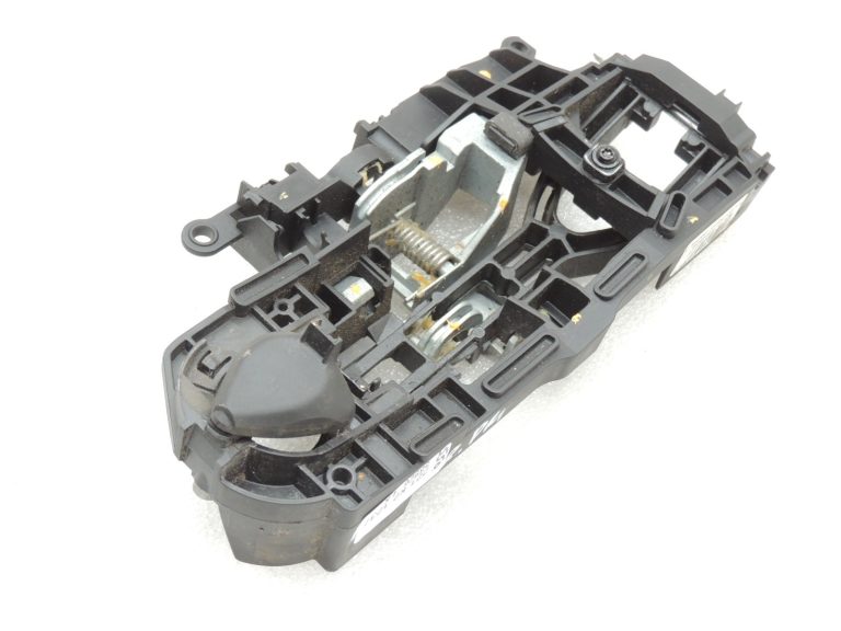 BMW F06 F06 F10 F11 F12 F12 F13 Ārējais roktura turētājs aizmugurējais kreisais