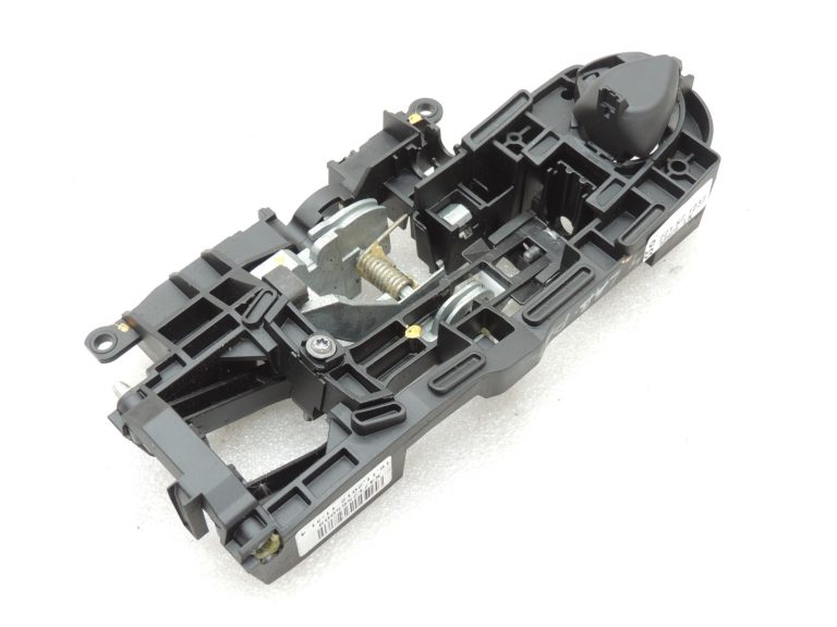 BMW F06 F06 F10 F11 F12 F12 F13 Ārējais roktura turētājs labajā pusē 51217175650